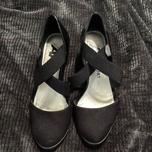 Black Mary Jane Flats with Cross-Strap Design